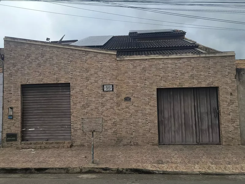 Casa de 4 quartos + ponto comercial no Bairro Boa Vista em Vitória da Conquista - Foto Principal