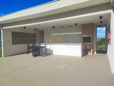 Casa à venda no Condomínio Belmonte, com 195 m², três quartos, quatro banheiros, piscina e duas vagas de garagem - Foto 49