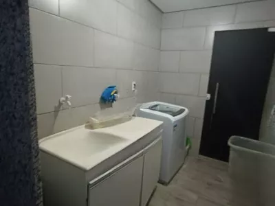 Casa com 5 quartos sendo 3 suítes, área gourmet com jacuzzi, piscina aquecida, em Bairro Boa Vista - Foto 64