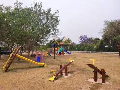Sobrado à venda com 196 m², 3 quartos, 5 banheiros, 2 vagas de garagem e piscina, localizado no condomínio Lazuli Club - Foto 46