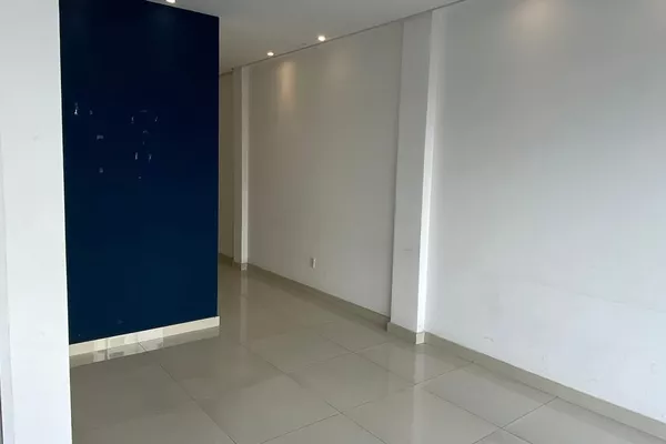 Loja Comercial, para locação, no Centro de Vitória da Conquista, BA - Foto 2
