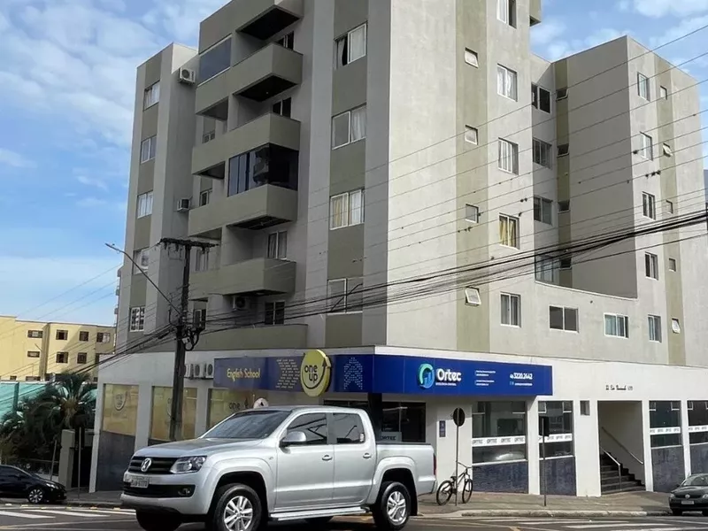 Apartamento Suíte mais um Quarto no Centro - Foto Principal