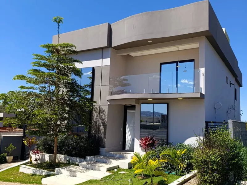 Casa de 2 pavimentos com 4 quartos sendo 3 suítes + dependência + espaço gourmet em condomínio f - Foto Principal