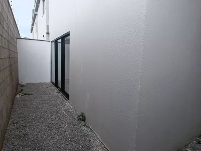 Casa duplex soltas com 3 suítes, sala com 2 ambientes, lavabo, garagem coberta para 2 carros, Alto - Foto 10
