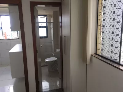 Apto de 3 quartos com suite e 2 semi suítes, dependência completa, 3 VAGAS COBERTAS , lazer comple - Foto 32