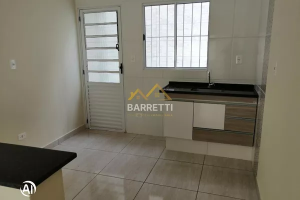 Casa à venda de 126 m², com dois quartos, um banheiro e duas vagas de garagem no bairro Sol Nascente II - Foto 2
