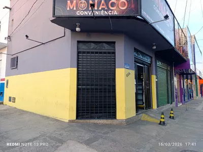 **Aluguel de Ponto Comercial de esquina com Mezanino na Av. Regis Pacheco no Centro – Vitória da - Foto 18