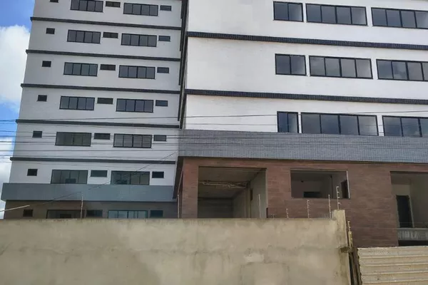 Apartamento Alto Padrão à Venda | 3 Suítes | 2 Vagas | 9º Andar | Candeias | Próximo à Olívia - Foto 1