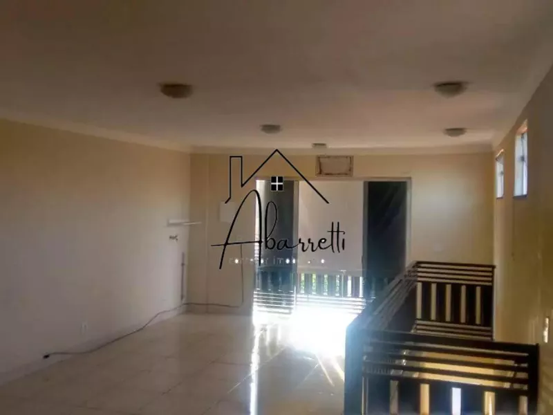 Casa à venda com 5 quartos, sendo 1 suíte e 5 banheiros, no bairro Jardim Sônia - Foto Principal