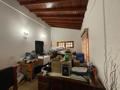 Chácara à venda no bairro Santa Rita, com 727 m² de construção, 6 quartos (sendo 4 suítes), piscina e 8 vagas de garagem - Foto 32