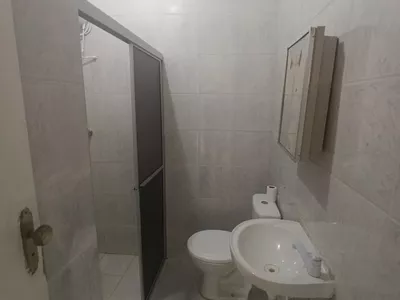 Ponto comercial + 2 apartamentos na parte superior, na Av. Santa Helena, esquina com a Nilo Peçanha - Foto 12