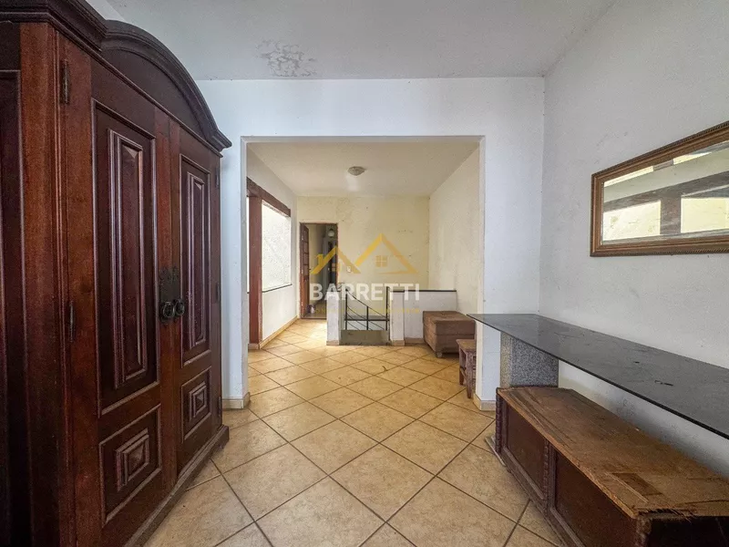 Sobrado à venda com 211,91m² de construção, 4 quartos (sendo 1 suíte) e 3 vagas de garagem, no bairro Vila Monteiro - Foto Principal