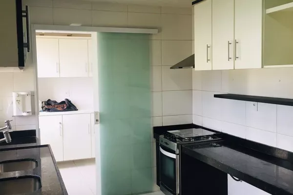 Apto de 3 quartos com suite e 2 semi suítes, dependência completa, 3 VAGAS COBERTAS , lazer comple - Foto 6