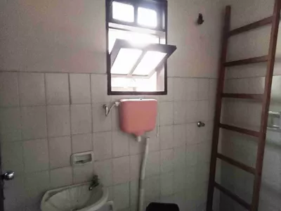 Conjunto comercial para locação com 6 salas, 3 banheiros, pátio grande no Alto Maron, Vitória da - Foto 24