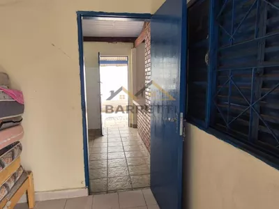 Chácara à venda com 6 dormitórios, sendo 2 suítes, 5 banheiros e 10 vagas de garagem - Foto 55