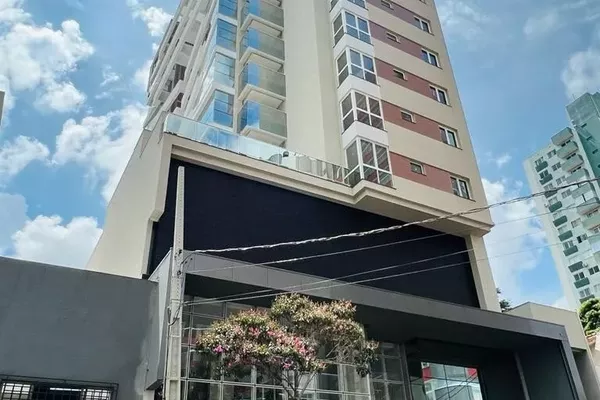 Apartamento Alto Padrão para venda,  com 03 suítes no Centro de Pato Branco-PR - Foto 1