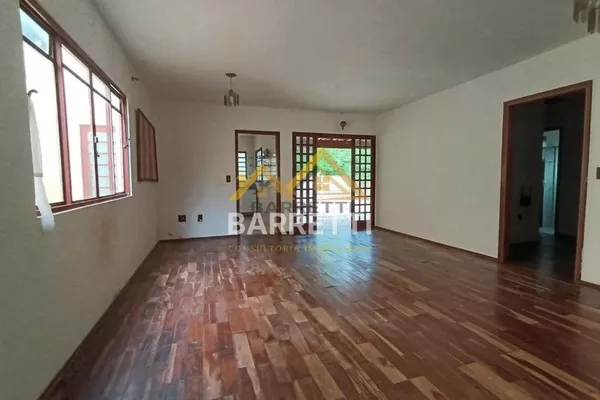 Casa Ampla com 3 Dorms, Quintal e Pomar - Condomínio Santa Clara - Centro de São Sebastião da Grama/SP - Foto 1