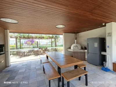 Casa 3 suítes, sala cozinha e gourmet com planejados alto padrão Alphaville II condomínio com inf - Foto 6