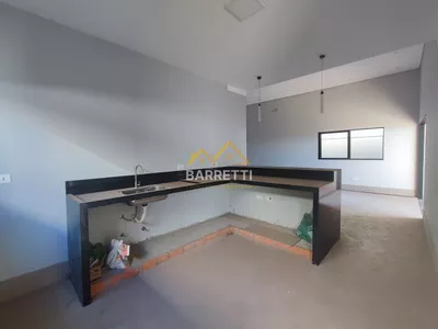 Casa à venda no Condomínio Belmonte com 3 quartos, sendo 1 suíte, 4 banheiros, piscina e 4 vagas de garagem - Foto 8