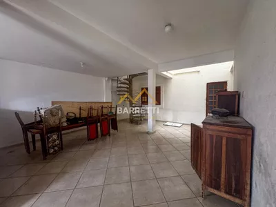 Sobrado à venda com 211,91m² de construção, 4 quartos (sendo 1 suíte) e 3 vagas de garagem, no bairro Vila Monteiro - Foto 12