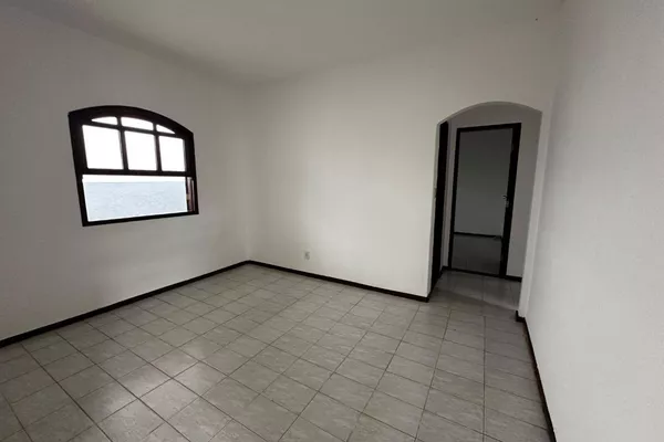 Casa a venda no Bairro Alto Maron, excelente oportunidade para investidores, em Vitória da Conquist - Foto 5