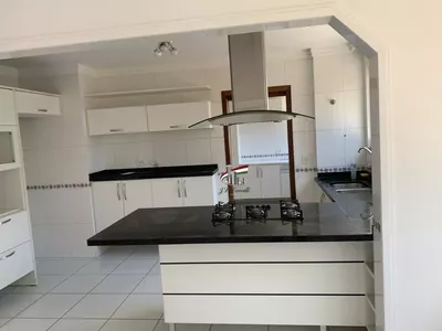 Apartamento com 4 quartos no Àgua Verde - Curitiba para locação - Foto 15