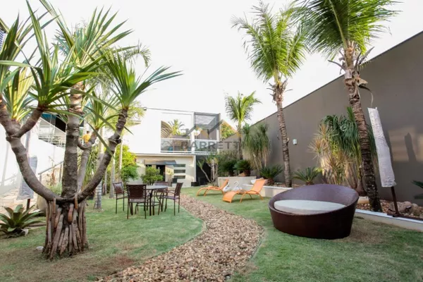 Casa de alto padrão com 6 quartos, sendo todos suítes, 10 banheiros e piscina, no Condomínio Colinas do Piracicaba - Foto 1