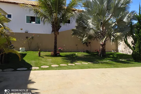 Casa Alto Padrão com 05 suítes, poço artesiano e energia solar em ótima localização no Bairro - Foto 4