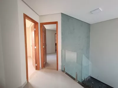 Casa duplex solta de 3 quartos sendo 2 suítes + piscina + espaço gourmet com churrasqueira à ven - Foto 34