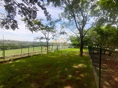 Sobrado à venda, com 305m², 3 suítes, 5 banheiros, piscina e 4 vagas de garagem no condomínio Villa D'Aquila - Foto 68