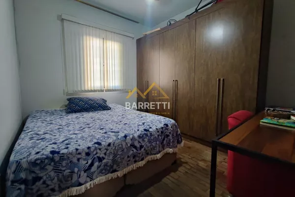Casa à venda com 159 m², 3 quartos e 2 banheiros no Centro de Piracicaba - Foto 4
