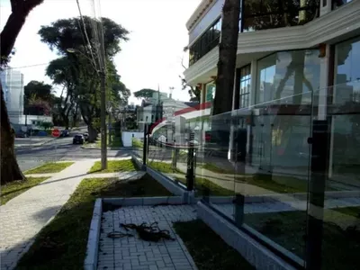 Loja com 100² de esquina no Água Verde para locação - Foto 10