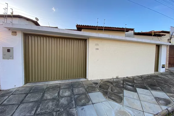 Ótima Casa à venda, 4 quartos sendo 2 suítes, 3 vagas de garagem, Recreio, Vitória da Conquista, - Foto 2