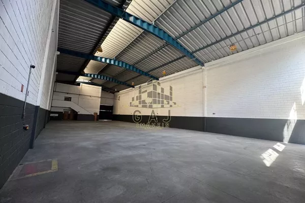 Salão industrial 750m² Distr Indl I - SBO/SP - Foto 2