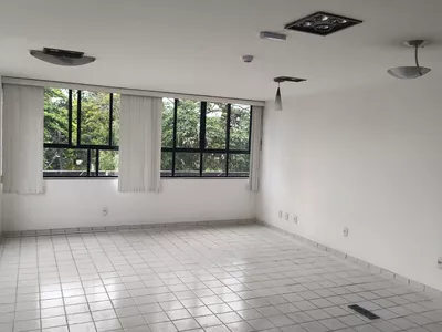 Sala Comercial à Venda no Ed. Gil Moreira, Bairro Recreio em Vitória da Conquista - Foto 8