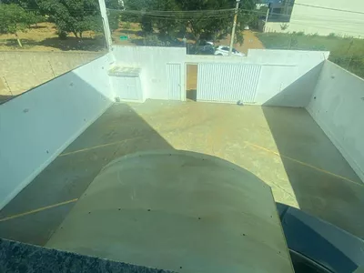 Apartamento de 2º andar nascente mobiliado e decorado para venda, 2 quartos sendo 1 suíte, cozinha - Foto 7