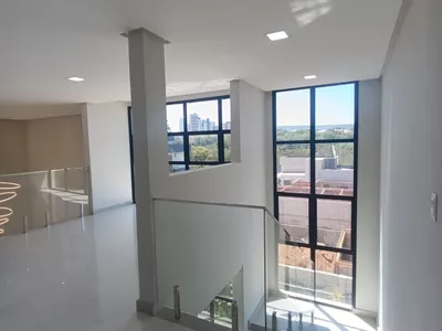 Casa de 2 pavimentos com 4 quartos sendo 3 suítes + dependência + espaço gourmet em condomínio f - Foto 59