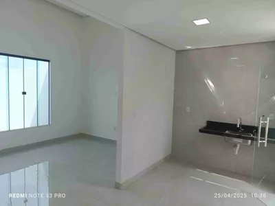 Linda casa nova de 3 quartos sendo 1 suíte, garagem para 2 carros, acabamento de primeira à Venda - Foto 9
