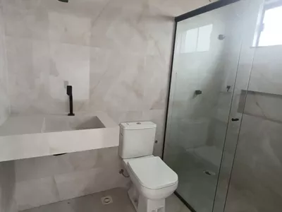 Casa duplex soltas com 3 suítes, sala com 2 ambientes, lavabo, garagem coberta para 2 carros, Alto - Foto 32
