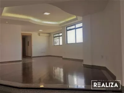Apartamento Ed. Central Park, Alto Padrão, Linda vista para para toda a cidade, com área privativa de 201,54 m2 e área total de 275,15 m2; Apartamento com 03 suítes, sendo a suíte Master com Hidromassagem e closet e outra das suítes também com closet, Lav - Foto 15