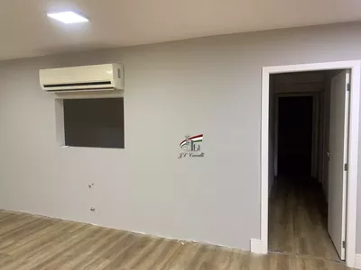 LOJA COMERCIAL DE 200m² COM ÓTIMA ESTRUTURA PARA LOCAÇÃO - Foto 13