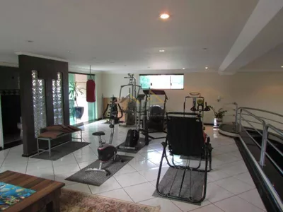 Chácara à venda com 1.012m², 6 quartos, 6 banheiros e 5 vagas de garagem no bairro Santa Rita - Foto 46