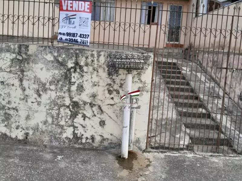 Casa para venda com 3 quartos no CIC em Curitiba - Foto Principal