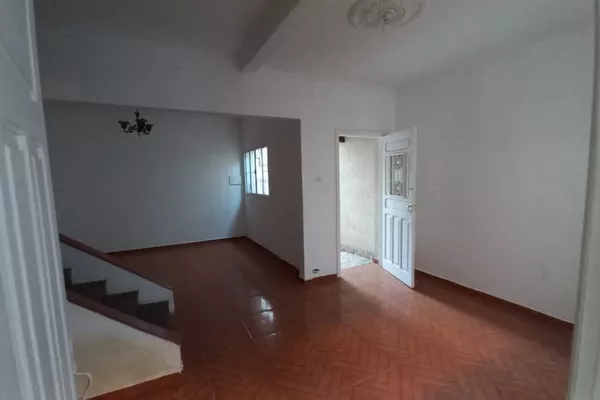 Casa à venda no centro de Capivari, com 100 m², 3 quartos e 2 banheiros - Foto 1