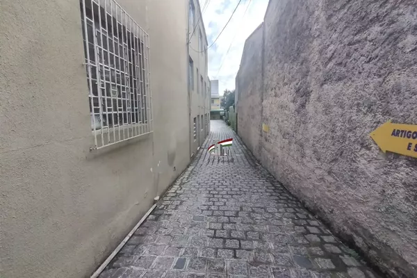 ÓTIMO TERRENO NO NOVO MUNDO PARA INVESTIMENTO À VENDA 1050m² COM 7 SALAS E 2 LOJAS - Foto 5