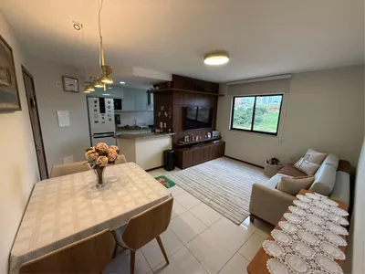 Apartamento com panejados de 2 dormitórios no último andar em B. Candeias em Vitória da Conquista - Foto 2
