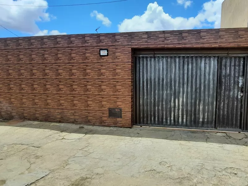 VENDO CASA DE 3 QUARTOS COM SUÍTE, 2 VAGAS DE GARAGEM NO BAIRRO URBIS VI, Vitória da Conquista, BA - Foto Principal