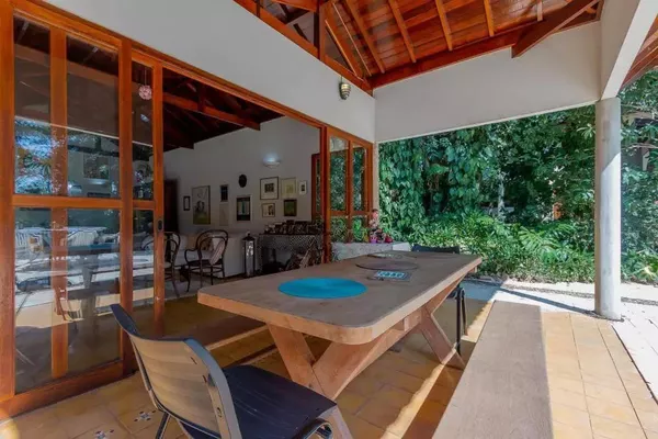 Casa à venda no condomínio Vila Romana, com 357m², 4 suítes e paisagismo completo - Foto 5