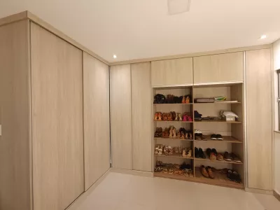 Casa com 5 quartos sendo 3 suítes, área gourmet com jacuzzi, piscina aquecida, em Bairro Boa Vista - Foto 25