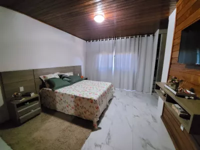 Oportunidade! Casa de 3 quartos sendo 2 suítes sendo a master com closet, casa com 250m2 de área - Foto 11